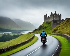 Motorradtouren durch Schottland: Von Edinburgh bis zu den Highlands